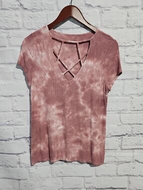 American Eagle Outfitters Rose Tie-Dye Crisscross Short Sleeve Top